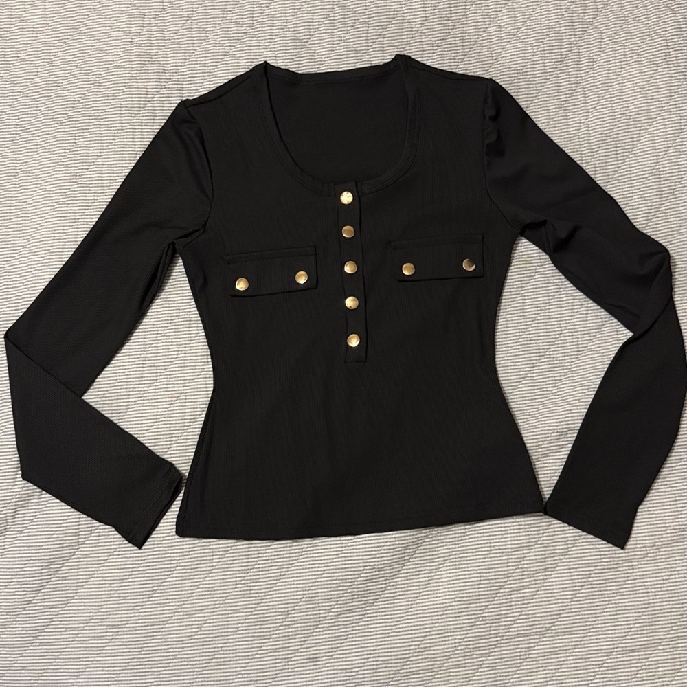 Elegant Ribbed Black Button-Down Shirt with Gold Buttons